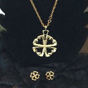 Sarah Coventry Embassy Necklace and earrings